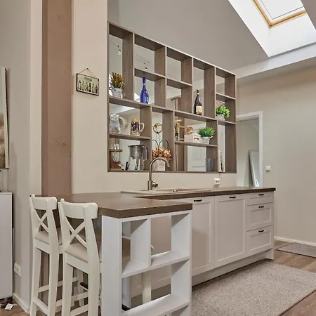 Charming Penthouse With Sauna In Old Town Tallin